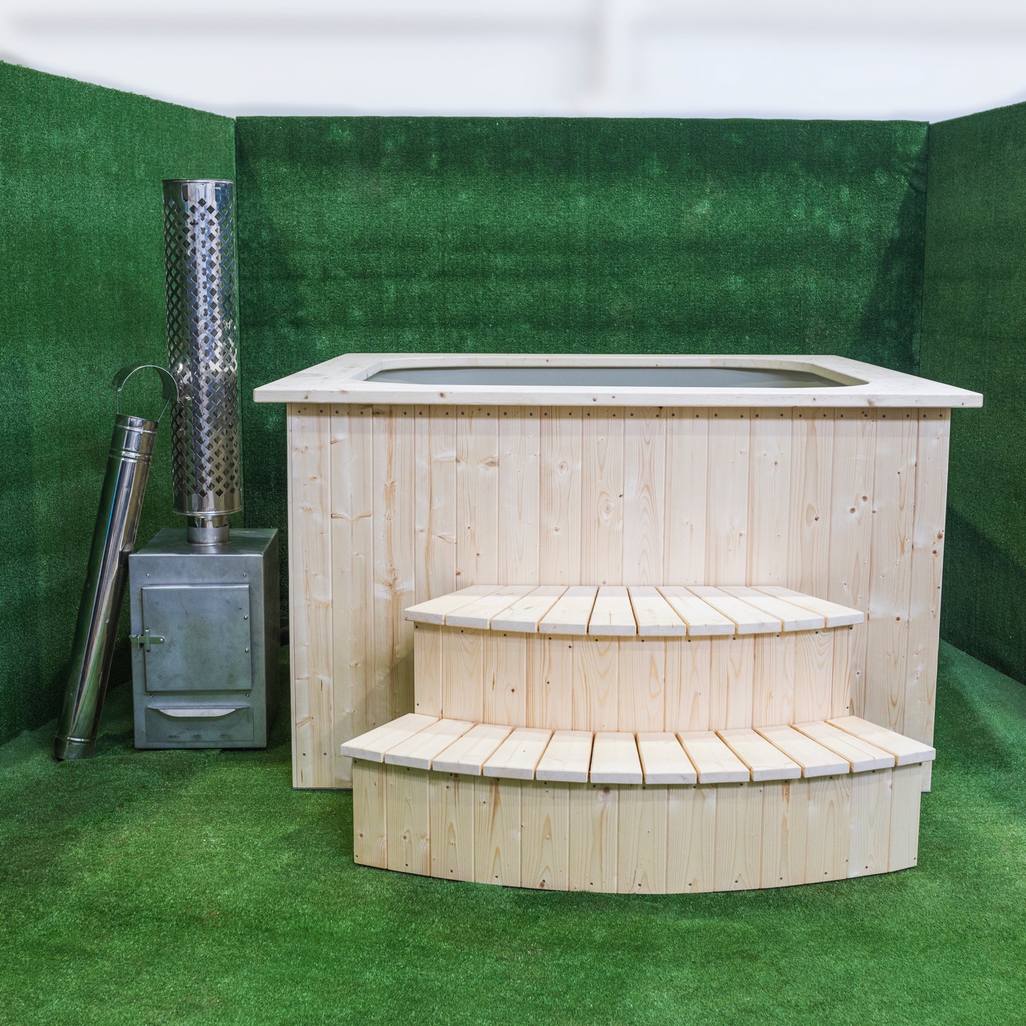 Hottub_poly_eckig1