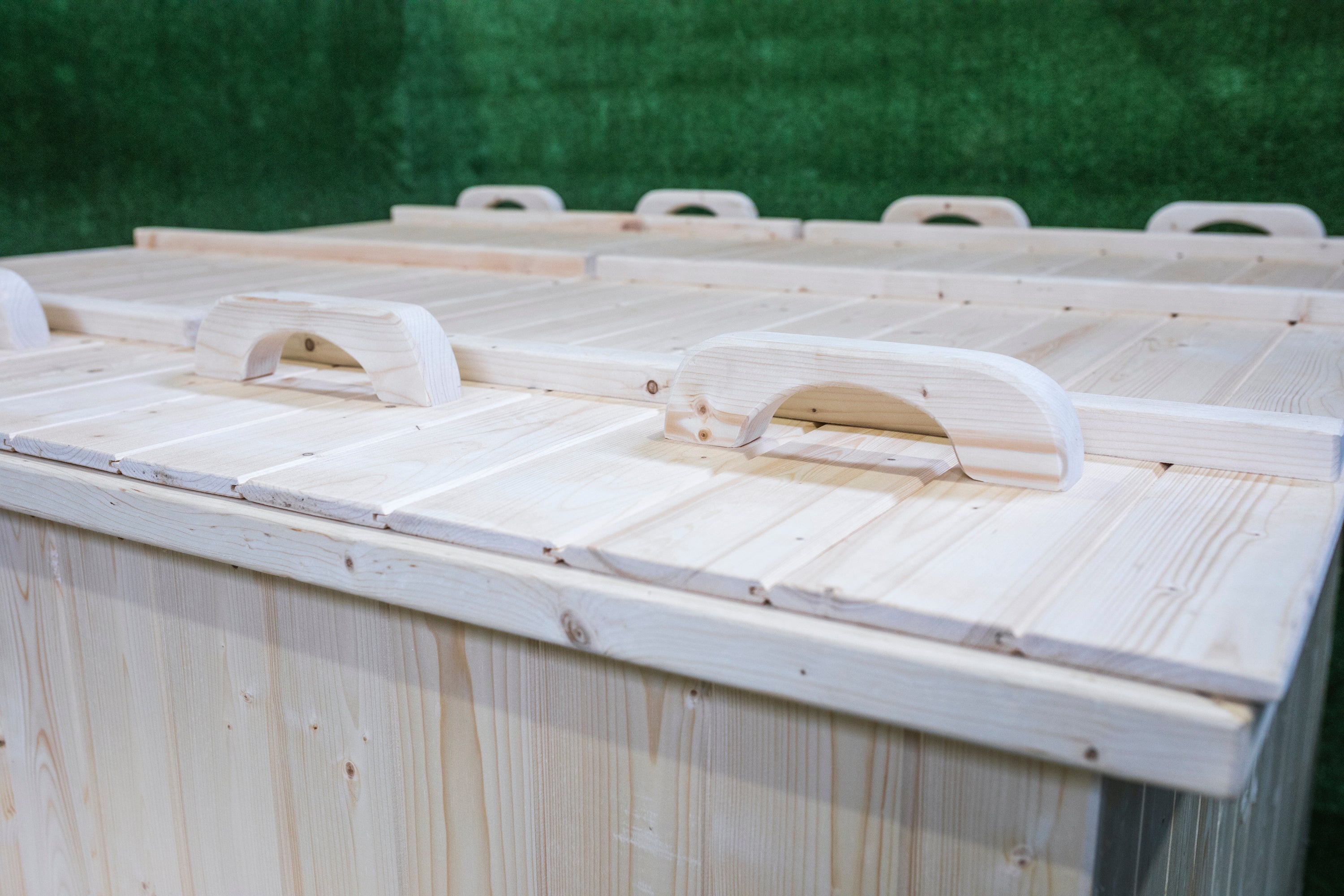 Hottub_poly_eckig4