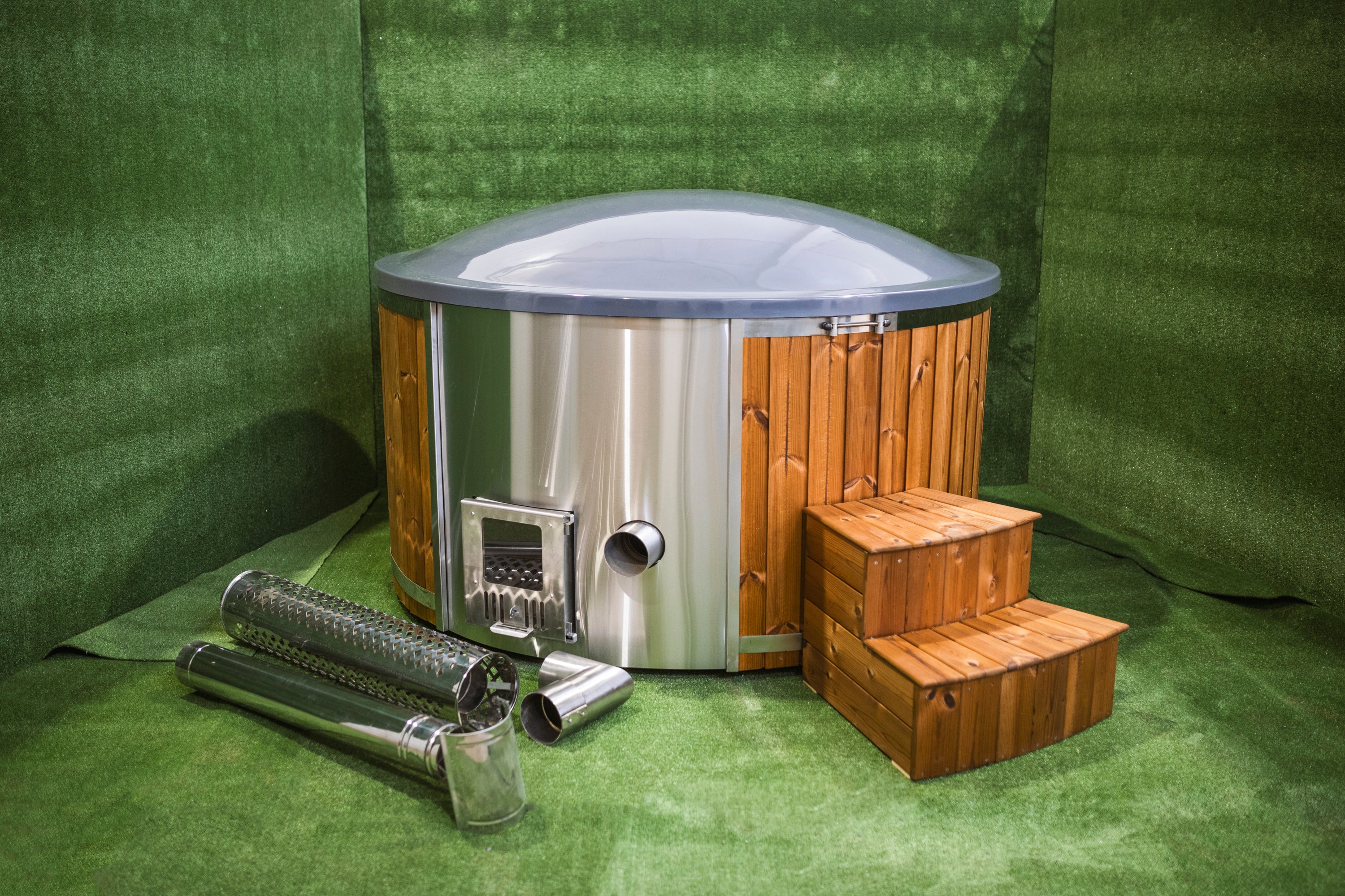 Hottub_acryl_intern2