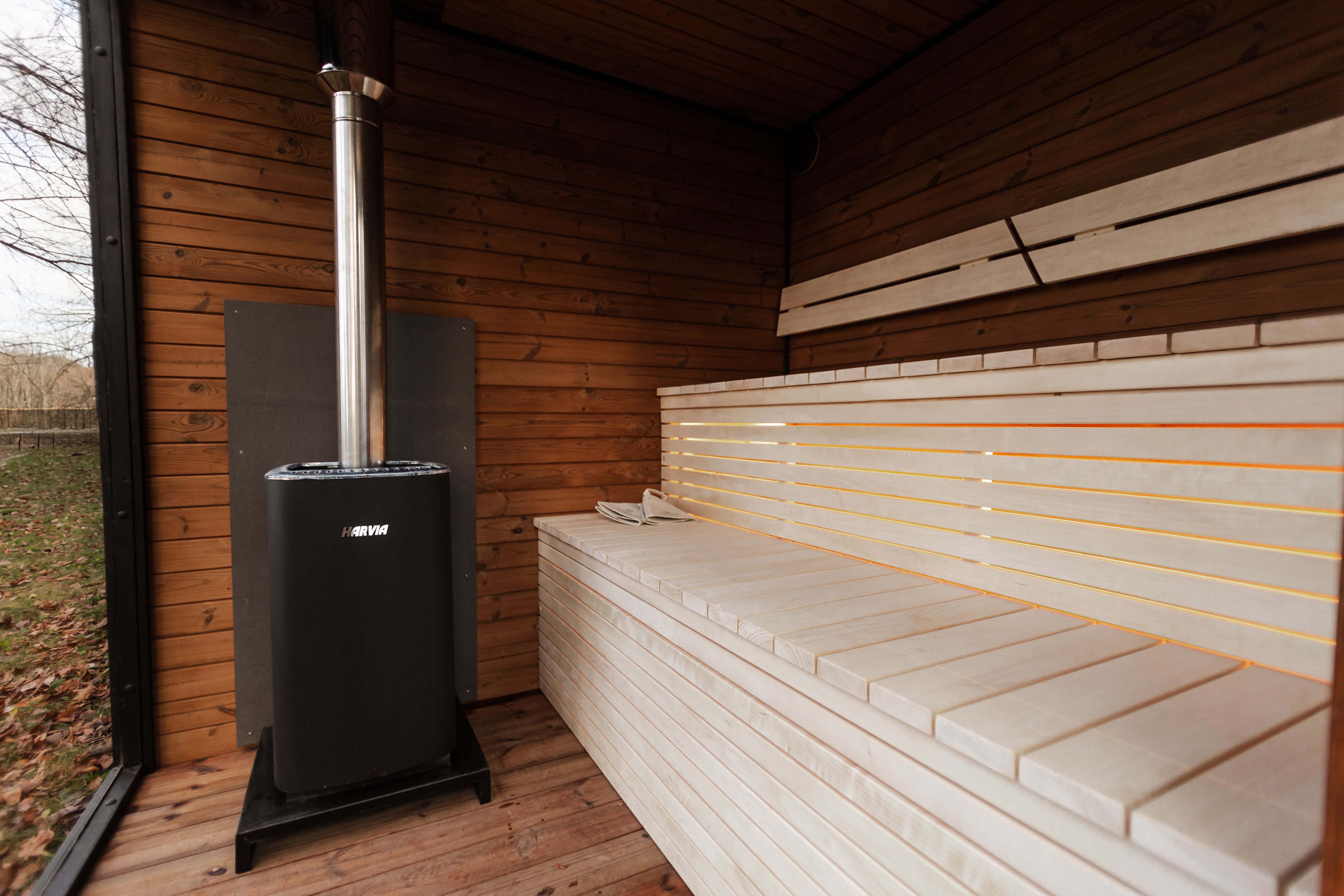 2in1 MODERN Sauna und Hottub, Handgefertigt