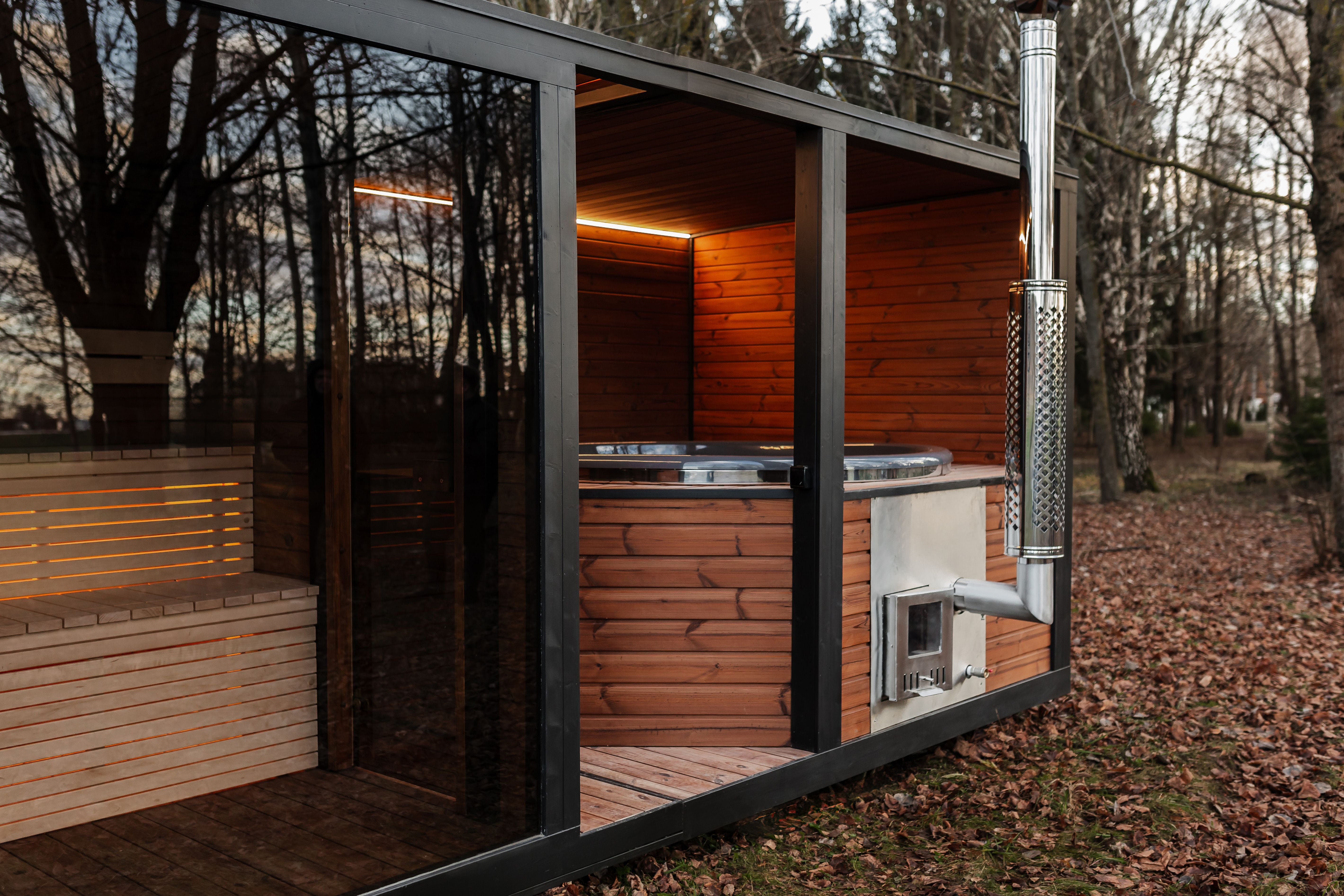 2in1 MODERN Sauna und Hottub, Handgefertigt