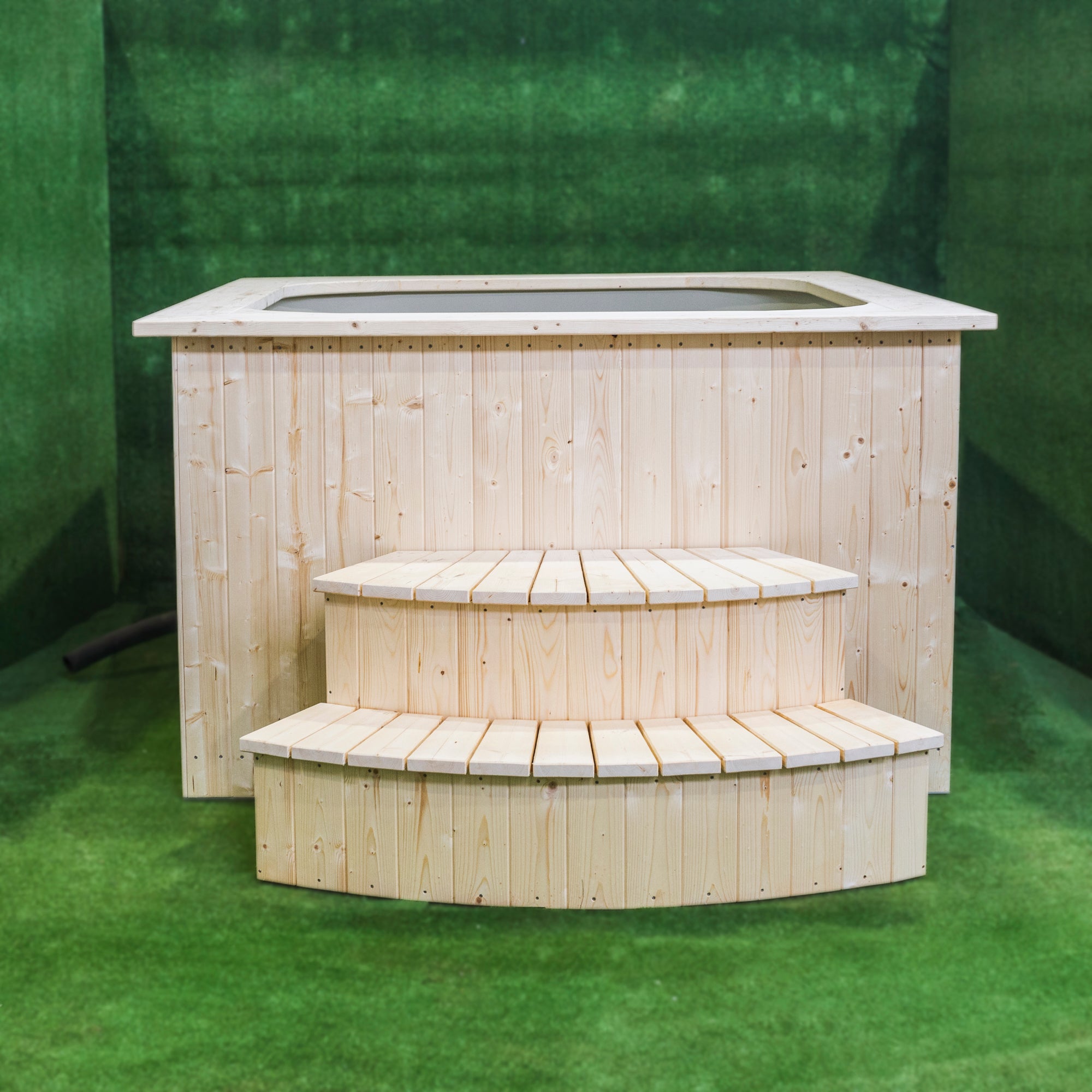 Hottub_poly_eckig2